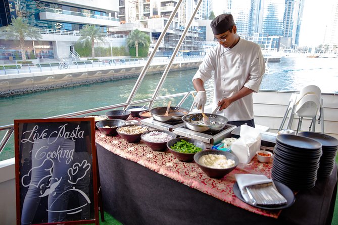 dubai-marina-dinner-cruise-4